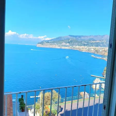Sea&sun Apartment Sorrent
